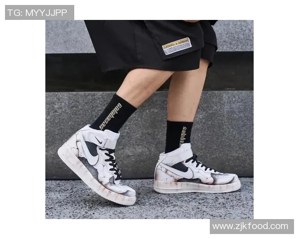 阿迪达斯引领足球观赏新潮流体验激情与时尚的完美结合